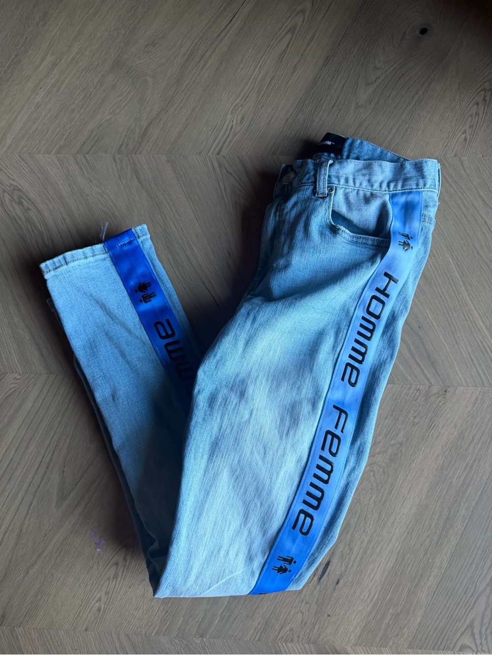 HOMME + FEMME DENIM SIZE 30